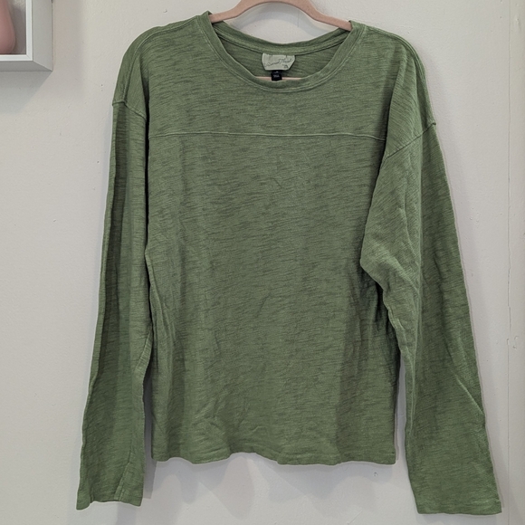 Green Long Sleeve Shirt, M - Picture 1 of 5
